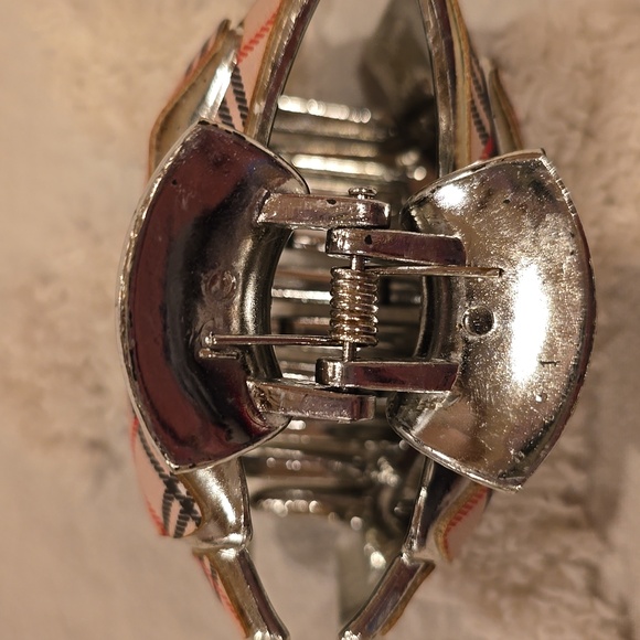 Plaid Silver Hair Clip - Picture 3 of 5